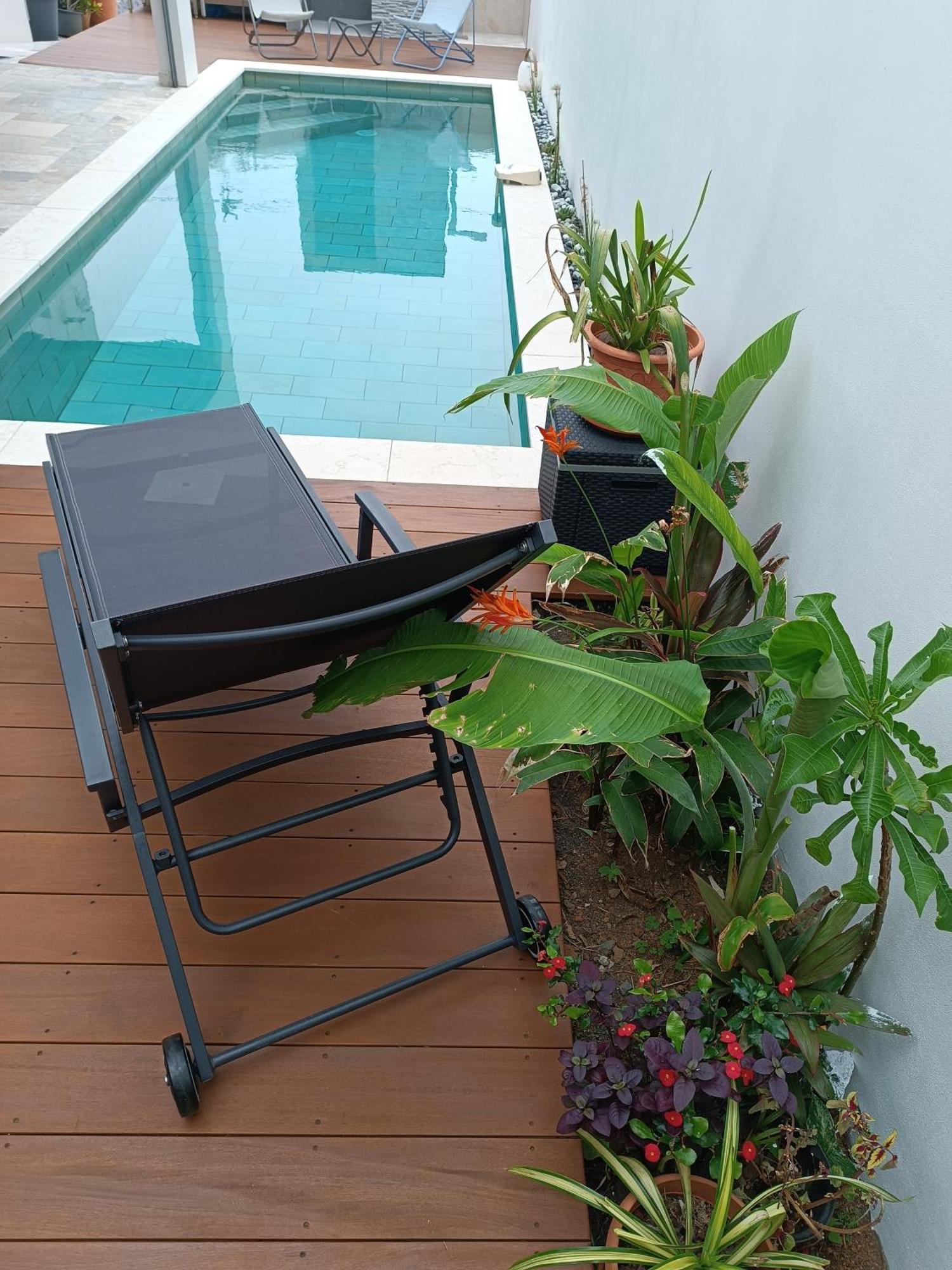 Villa O'Lhaya Piscine Pivee 생조세프 외부 사진